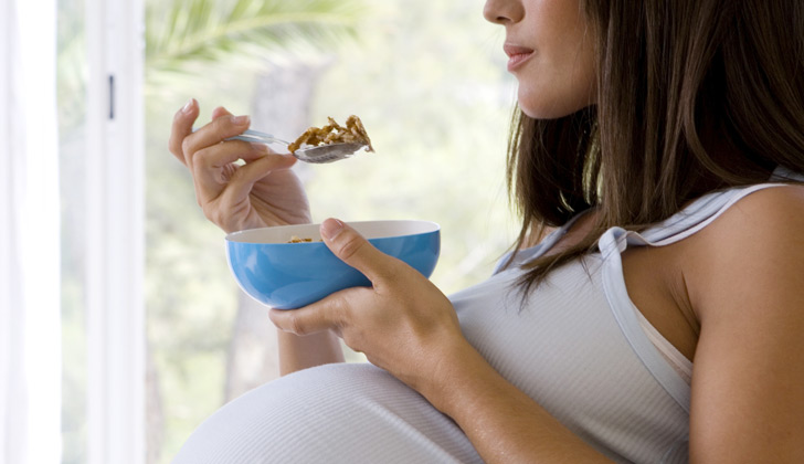 Ernährung in der Schwangerschaft  worauf sollten Schwangere achten