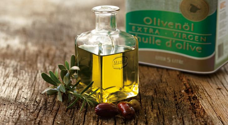 Olivenöl extra vergine vielfältiger gesunder Genuss